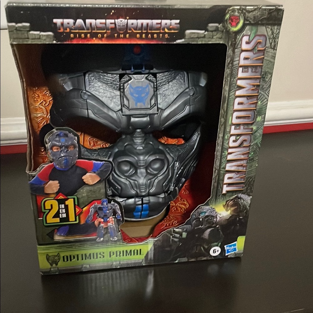 Hasbro Transformers Optimus Prime Helmet Black and Blue Action Figure